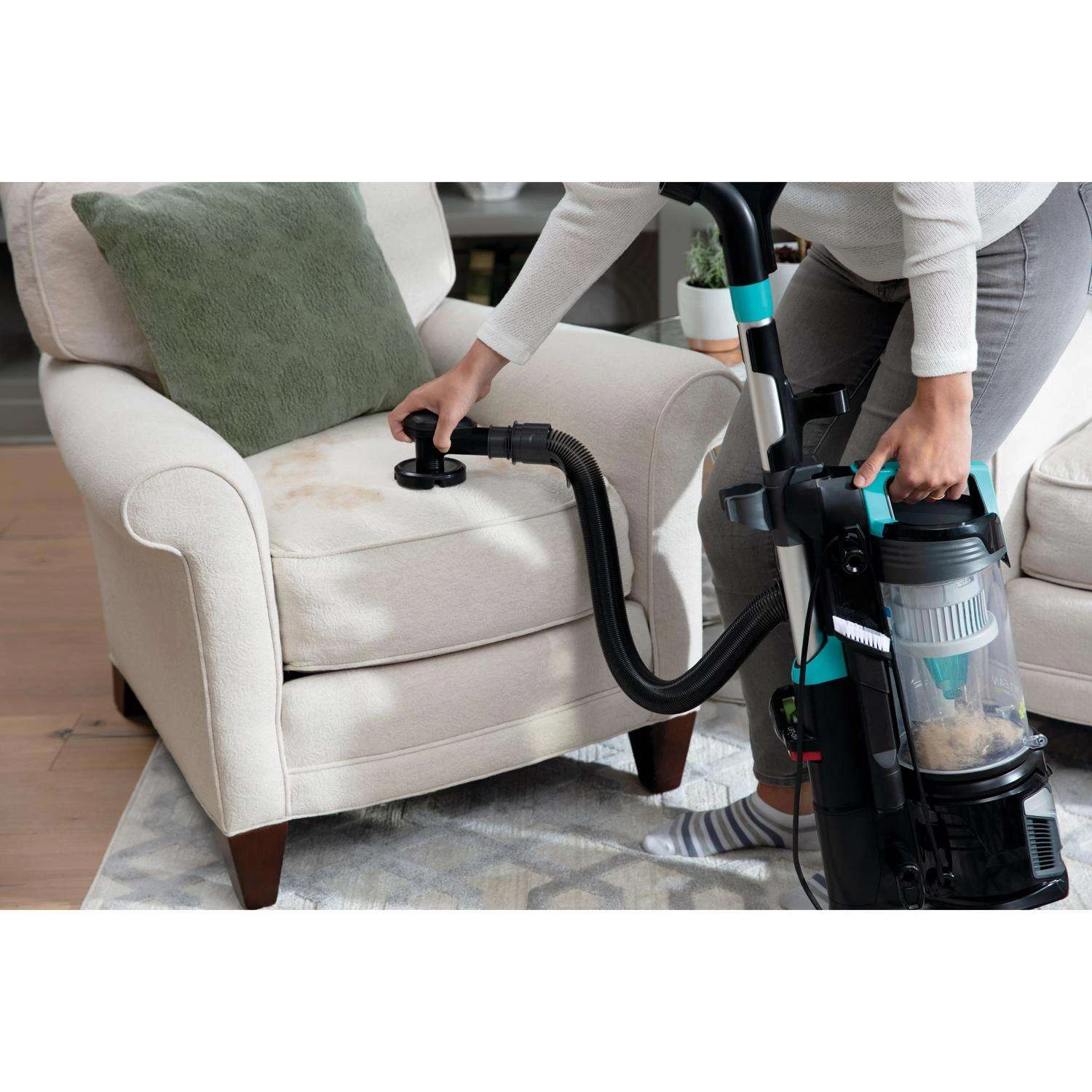 Bissell MultiClean Bagless Corded Cyclonic Filter Upright Vacuum 10 Bissell MultiClean Bagless Corded Cyclonic Filter Upright Vacuum - Image 8