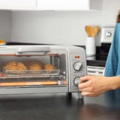 Black & Decker Black+Decker Crisp 'N Bake Stainless Steel Silver 4 Slot Toaster Oven 8 In. H X 15 In. W X 11 In. D 9 Black & Decker Black+Decker Crisp 'N Bake Stainless Steel Silver 4 Slot Toaster Oven 8 In. H X 15 In. W X 11 In. D -Black Decker Shop 138adc0f 1a67 4e08 bf9a df115862d124