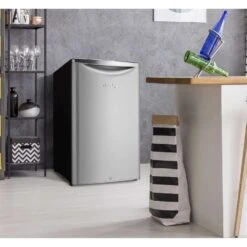 Danby Retro 4.4 Ft³ Silver Stainless Steel Compact Refrigerator 90 W -Black Decker Shop 5333be90 aecd 46b5 8d49 cbe149918a6d