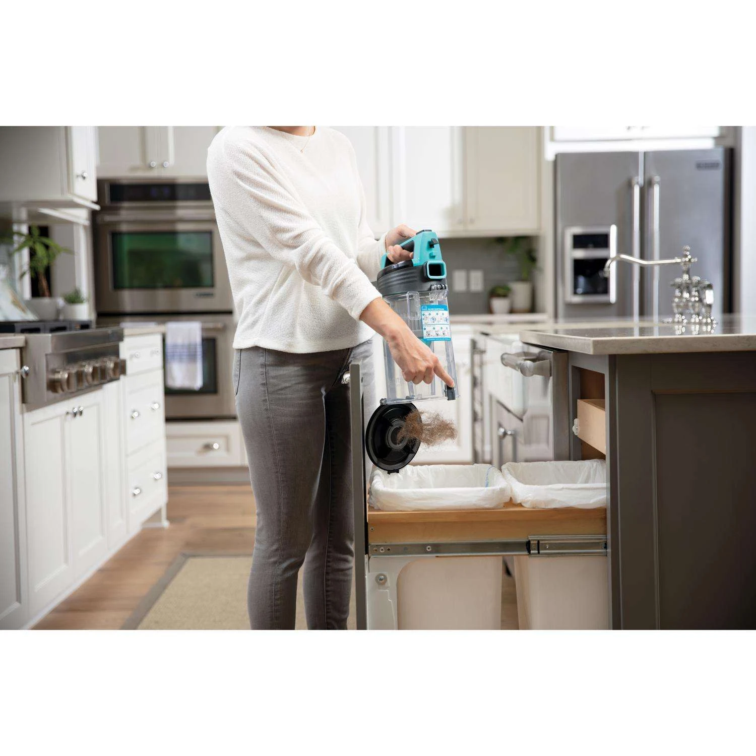 Bissell MultiClean Bagless Corded Cyclonic Filter Upright Vacuum 11 Bissell MultiClean Bagless Corded Cyclonic Filter Upright Vacuum - Image 9