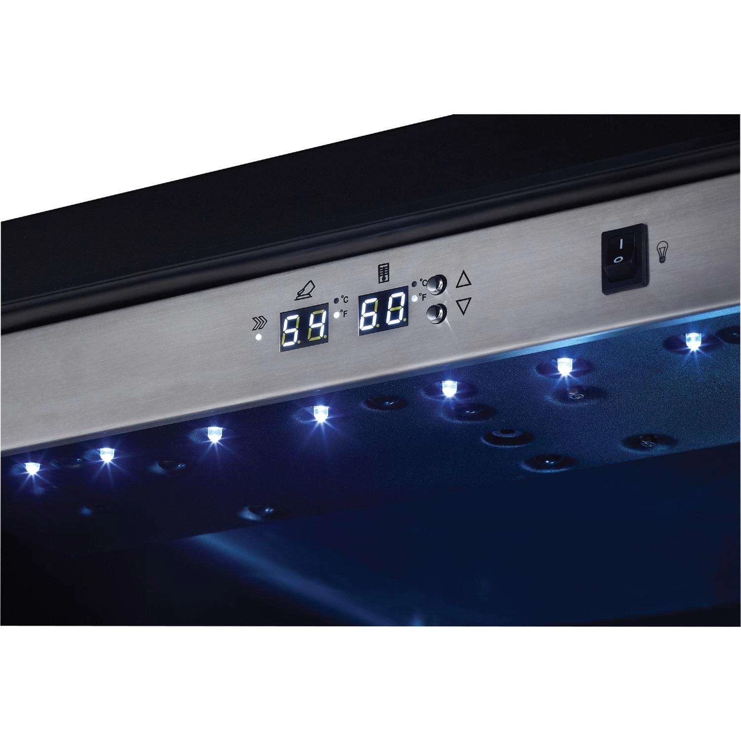 Danby 4.3 Ft³ Black/Silver Stainless Steel Beverage Cooler 230 W 7 Danby 4.3 Ft³ Black/Silver Stainless Steel Beverage Cooler 230 W - Image 5