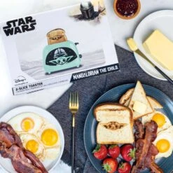 Uncanny Brands Star Wars Plastic Green 2 Slot Toaster 7 In. H X 10 In. W X 6 In. D -Black Decker Shop 5a889167 f2a4 45a8 afc1 ec85891f08c6