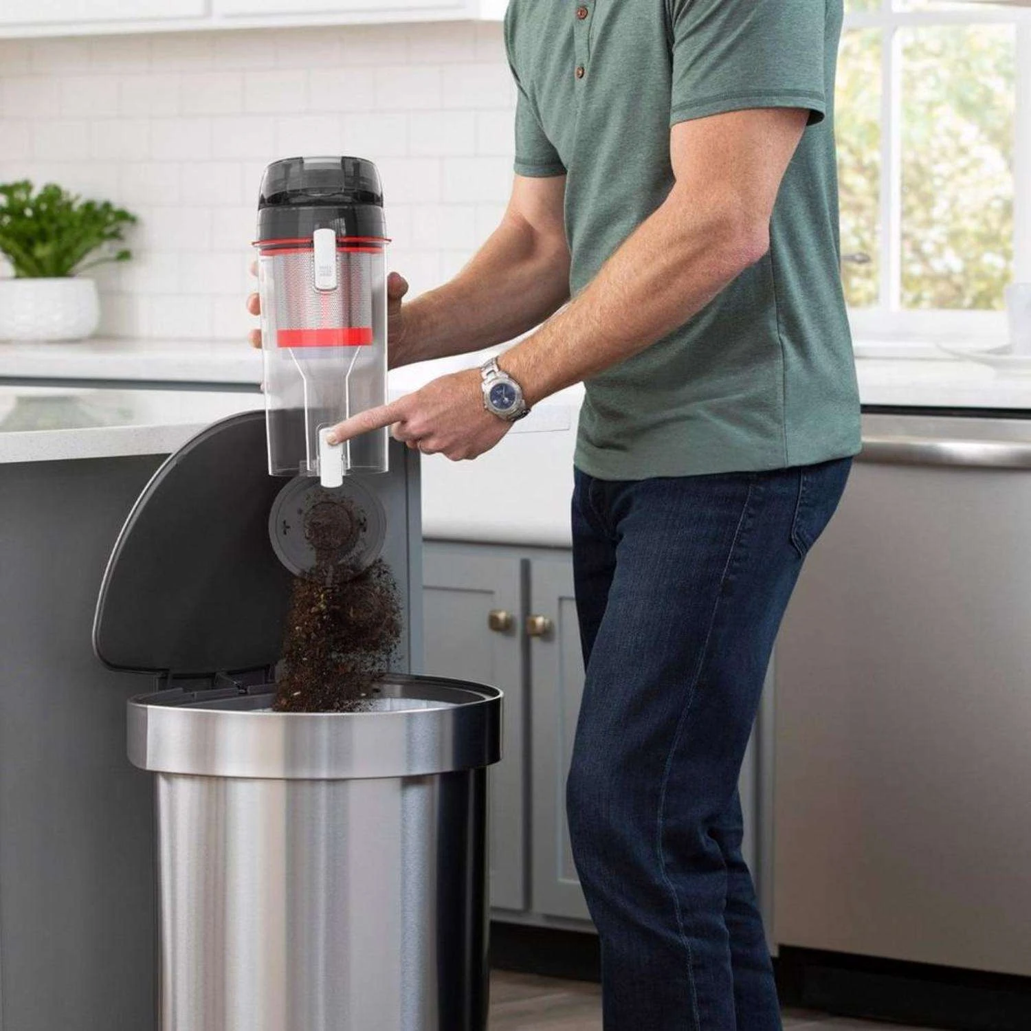 Hoover Bagless Cordless Standard Filter Upright Vacuum 5 Hoover Bagless Cordless Standard Filter Upright Vacuum - Image 3