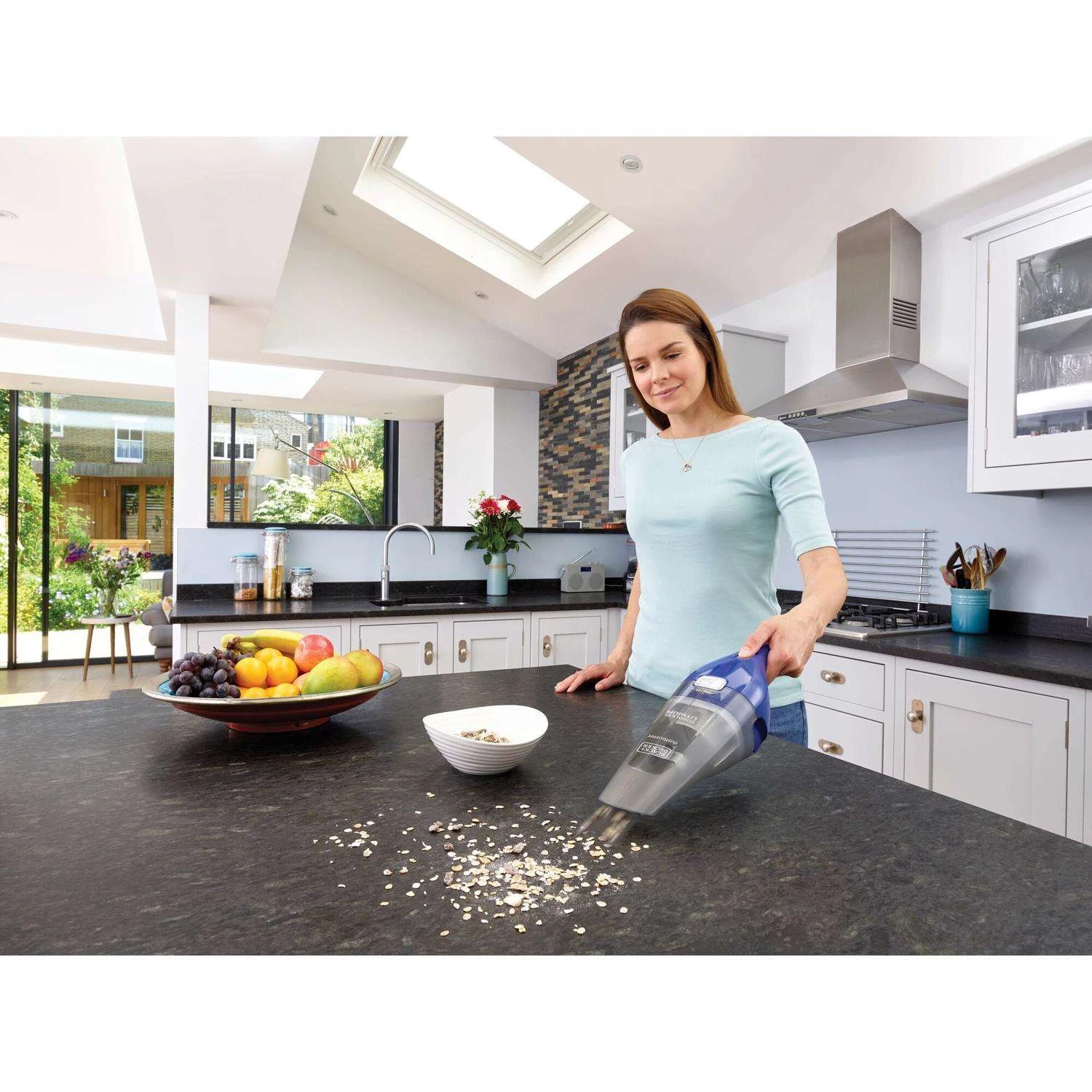 Black & Decker Black+Decker QuickClean Bagless Cordless Filter Bag Hand Vacuum 10 Black & Decker Black+Decker QuickClean Bagless Cordless Filter Bag Hand Vacuum - Image 8